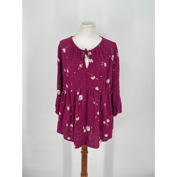 Torrid Women's Dark Magenta Daisy Print Tie Neck Babydoll Popover Blouse Size 0X - Picture 1 of 6